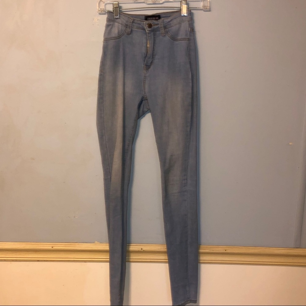 High waisted jeans